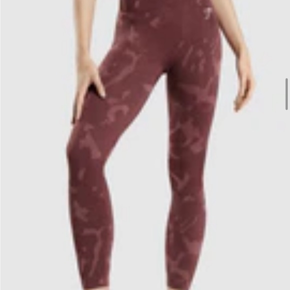 Gymshark Adapt Camo Seamless set in Cherry Brown - Picture 1 of 7